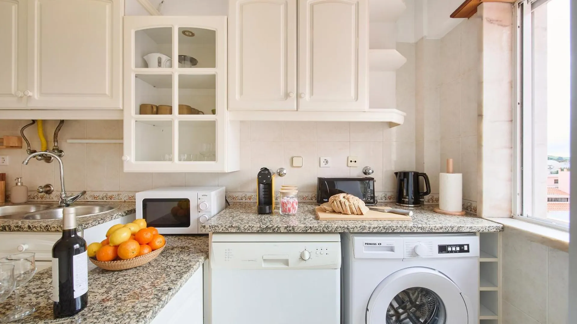 Bright & Modern Near Lisbon & Sintra By Timecooler Apartment Cacem