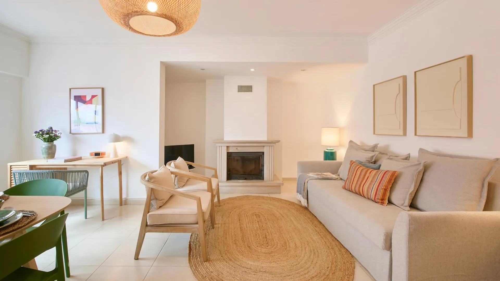 Bright & Modern Near Lisbon & Sintra By Timecooler Apartment Cacem